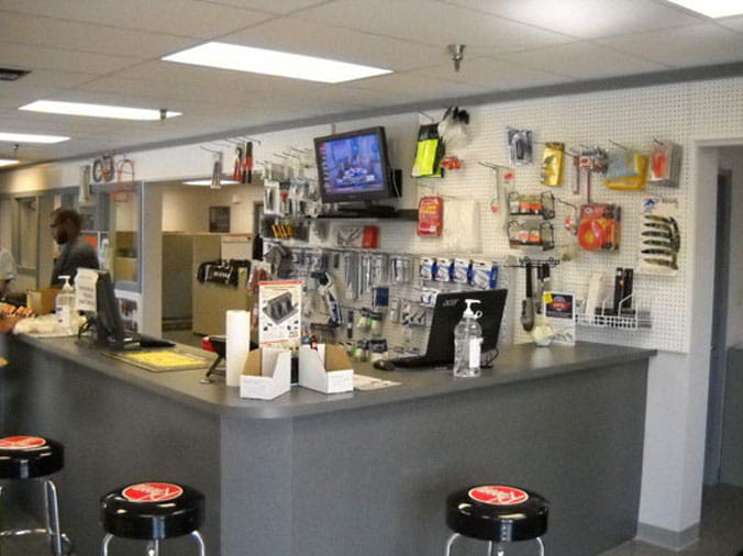 Hajoca Orlando plumbing supply service counter